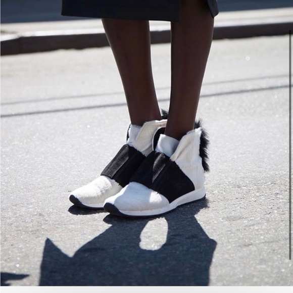Zero + Maria Cornejo Evi White & BlackSneakers Boots Size 7 - 7.5, EUR 37.5